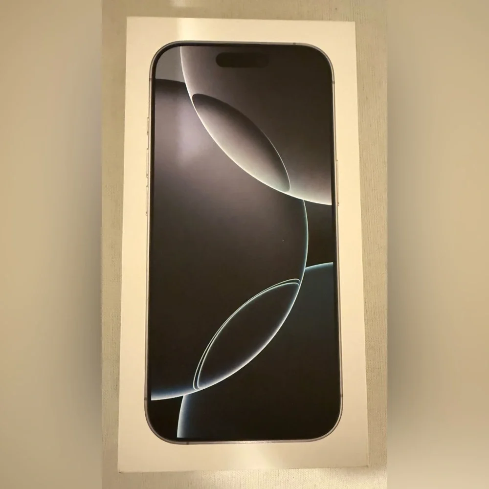 Apple Smartphone - White iPhone 16 pro 256 GB unlocked